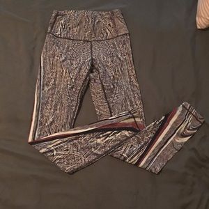 High waisted Wunder under  Lululemon Leggings